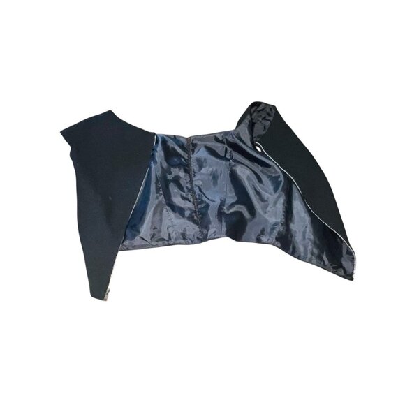 Item... VINTAGE USA? Women's Size 6 Cropped Black Ladder Cutout Zip Back Blouse - Picture 12 of 12